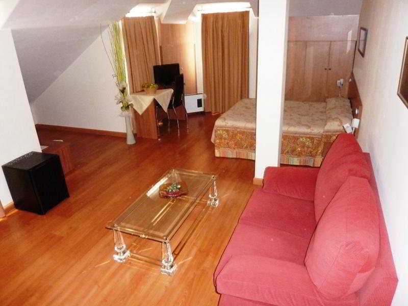 Hostal La Morada La Cistérniga Exteriör bild
