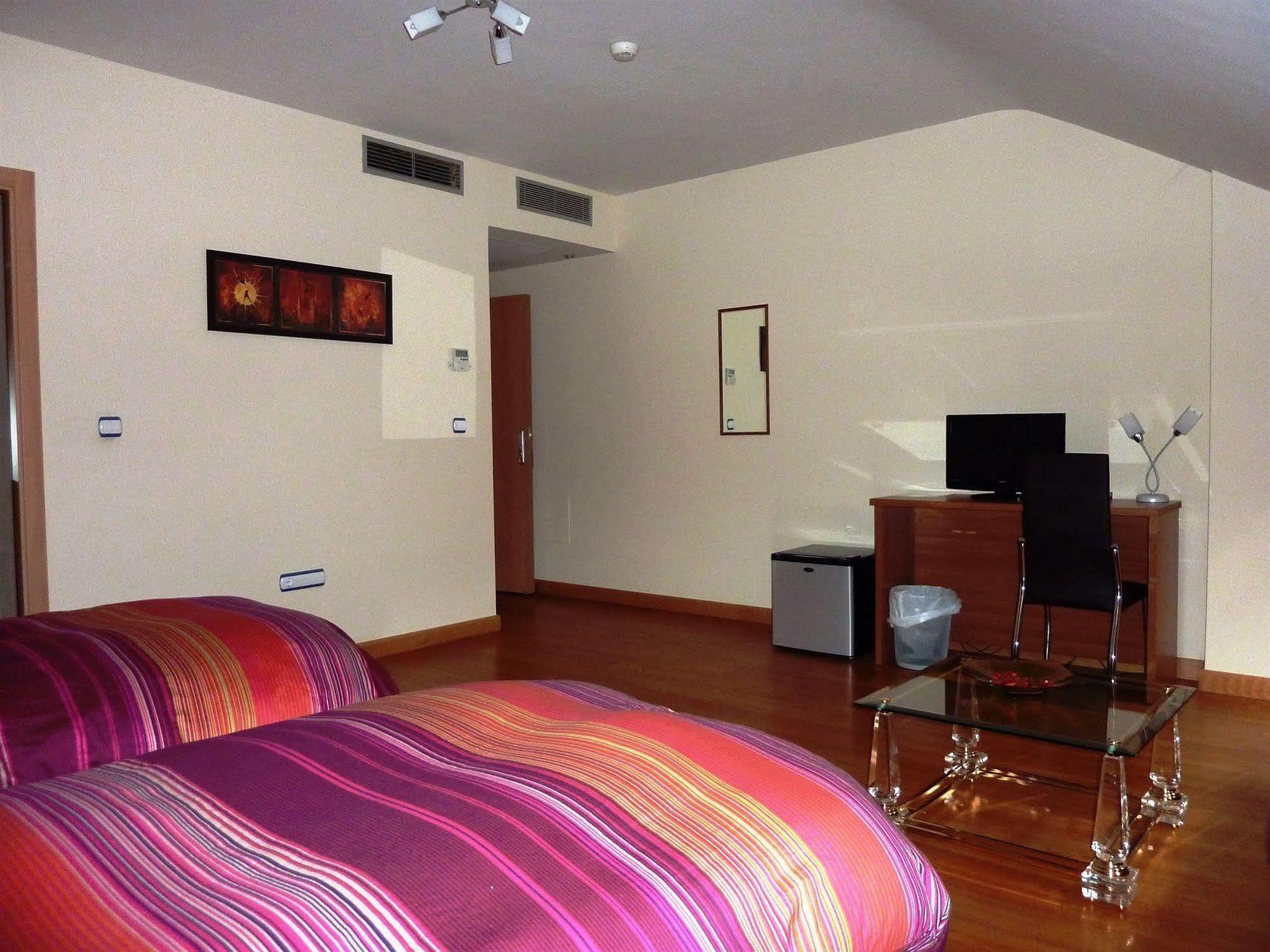 Hostal La Morada La Cistérniga Exteriör bild
