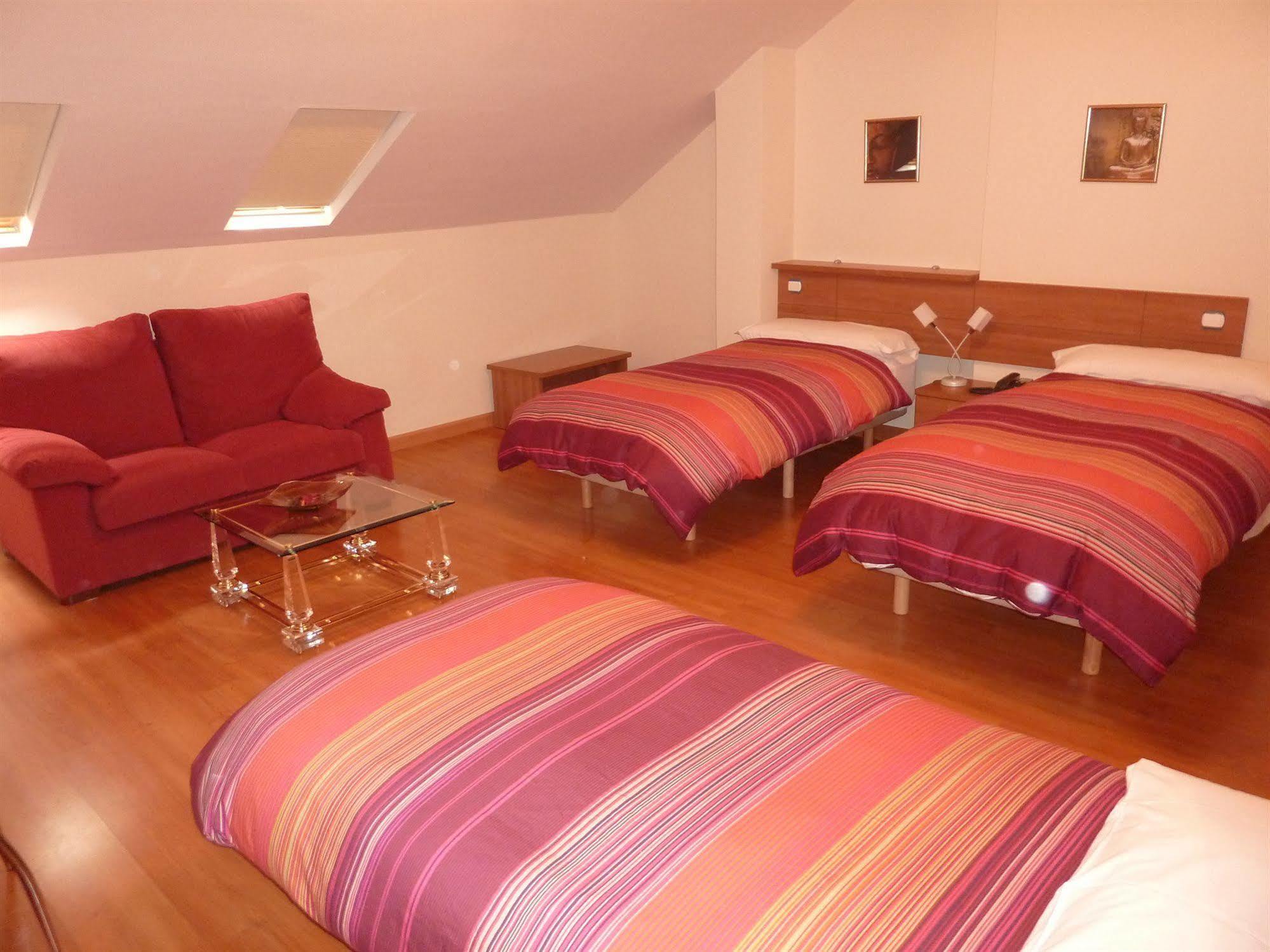 Hostal La Morada La Cistérniga Exteriör bild