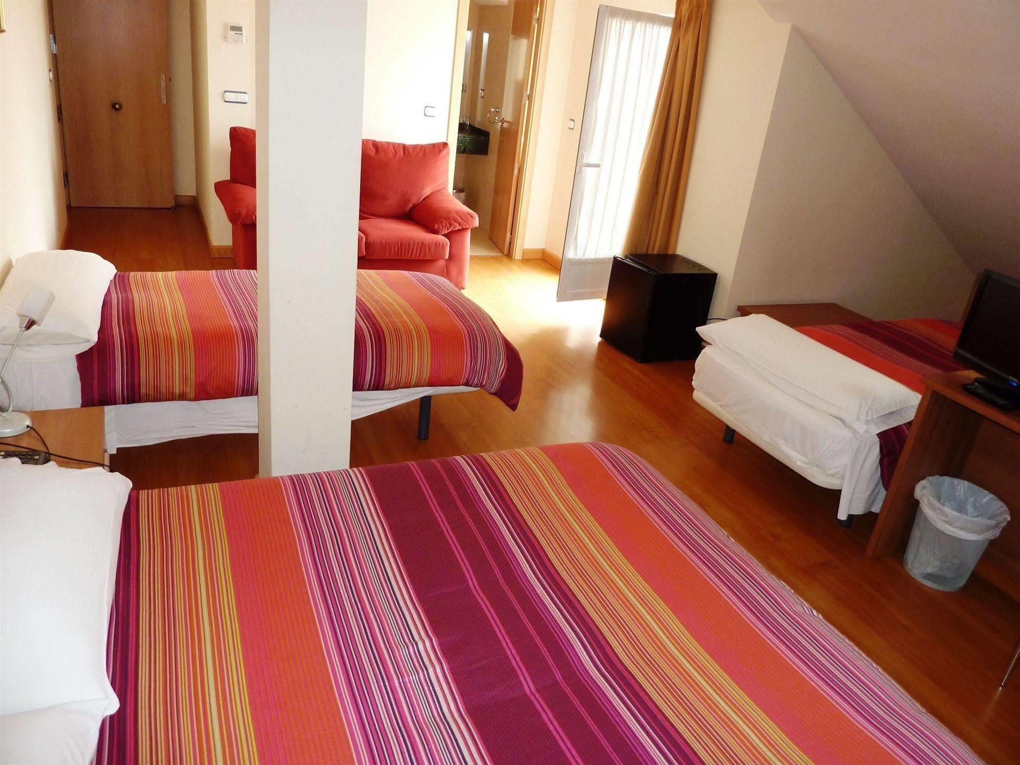 Hostal La Morada La Cistérniga Exteriör bild